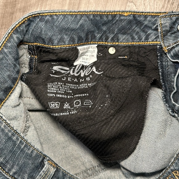 Silver Jeans Aiko Boot Cut Jeans - Picture 9 of 10